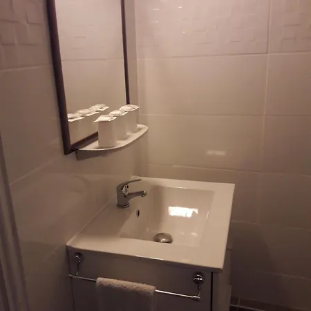 Otel Saint Louis Lourdes