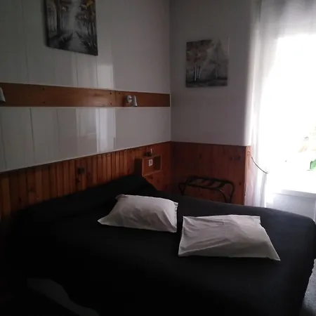 Hotel Saint Louis 2*