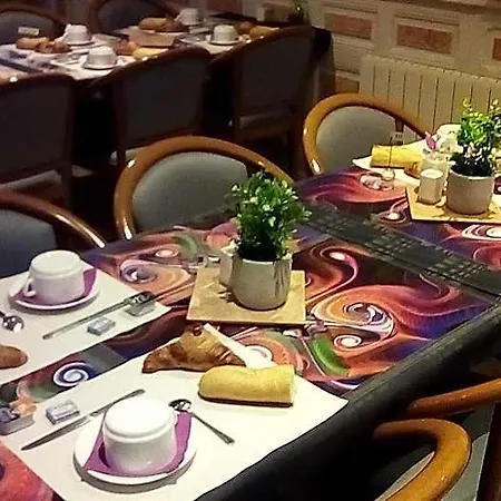 Otel Saint Louis Lourdes