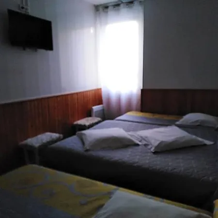 Otel Saint Louis Lourdes