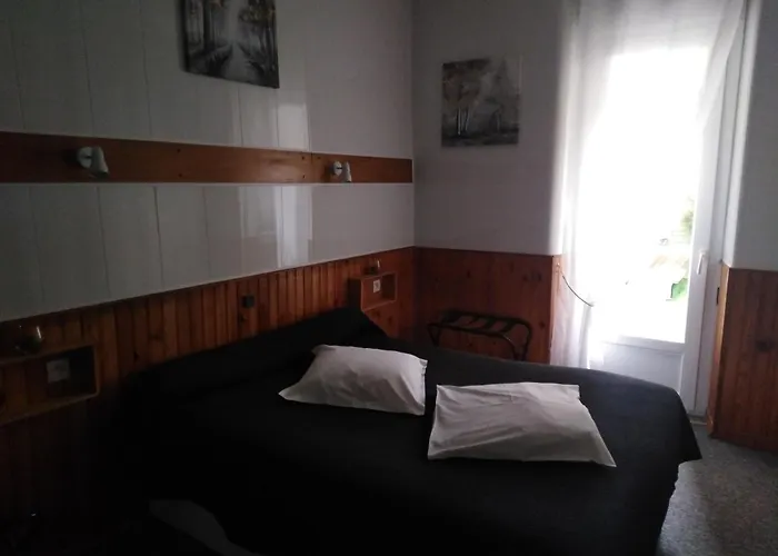 Hotel Saint Louis 2*