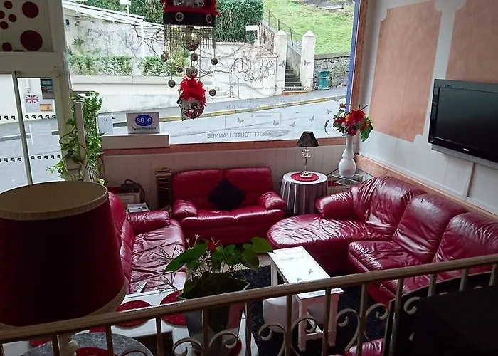 Saint Louis Hotel 2*