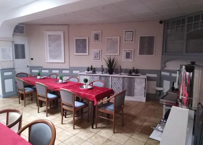 Hotel Saint Louis 2*